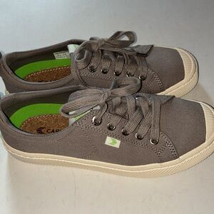 Cariuma OCA Low Grey Sneakers 7